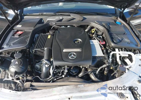 2015 Mercedes-Benz C 300 4Matic from USA, damaged, VIN 55SWF4KB1FU038974